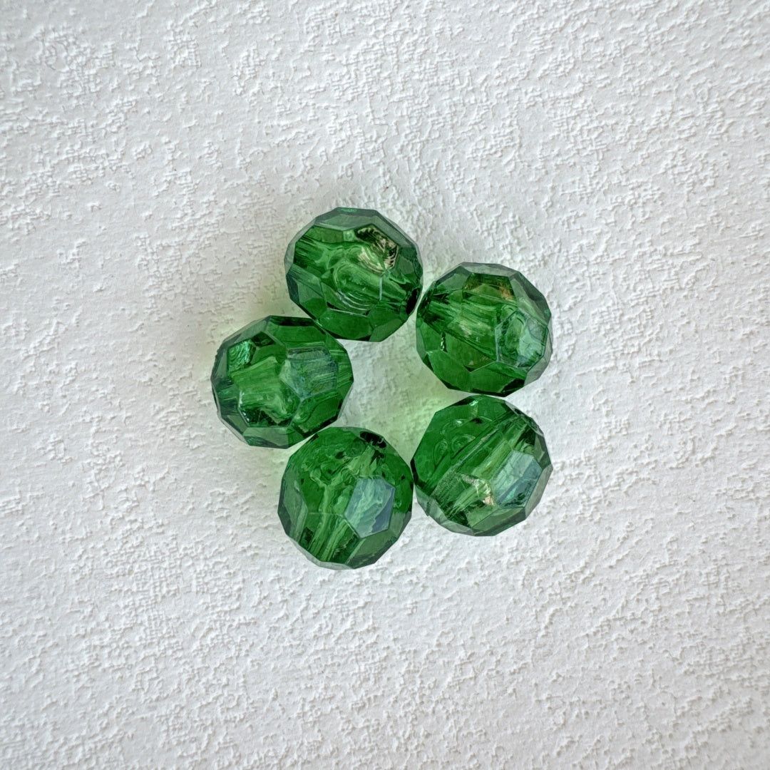 Beaded Bag With Chain